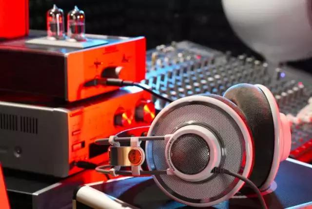 深挖寺库42件美好单品，我知道你想有点酷，但又怕太出格！