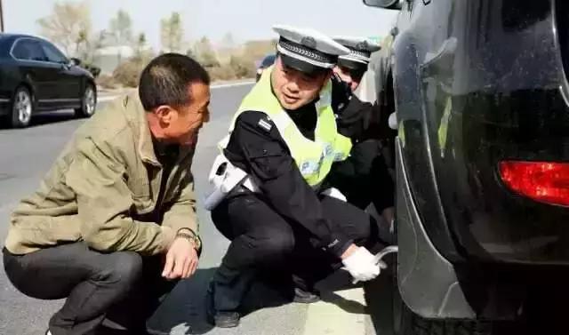 八一建军节兵哥转身变警察叔叔,军营八一特刊