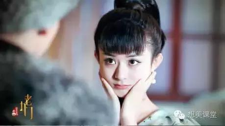 什么样的齐刘海好看显得乖乖的,齐刘海是不是要特别齐才好看