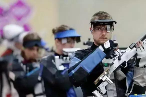 埃蒙斯射击奥运会脱靶视频,2004雅典奥运会埃蒙斯