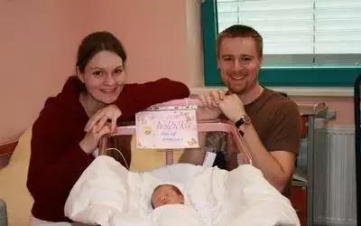 埃蒙斯射击奥运会脱靶视频,2004雅典奥运会埃蒙斯