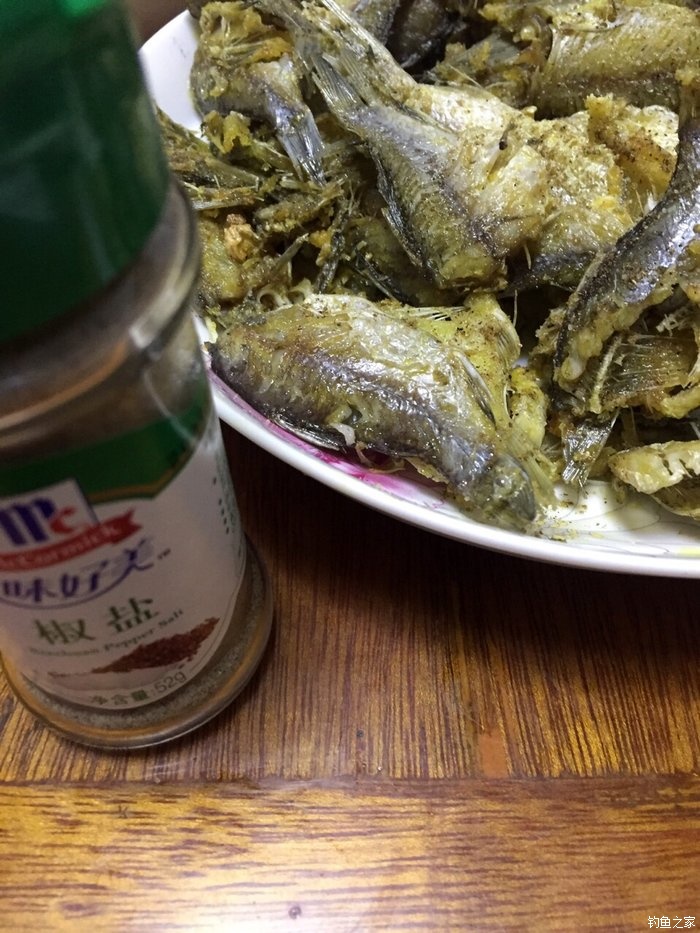 亮片跳底钓鳜鱼,一线多钩钓鳜鱼