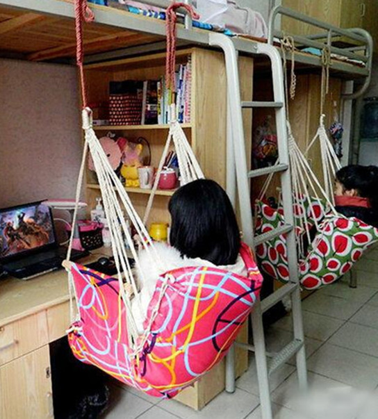 厕所门锁坏了维修,门锁坏了又想上厕所