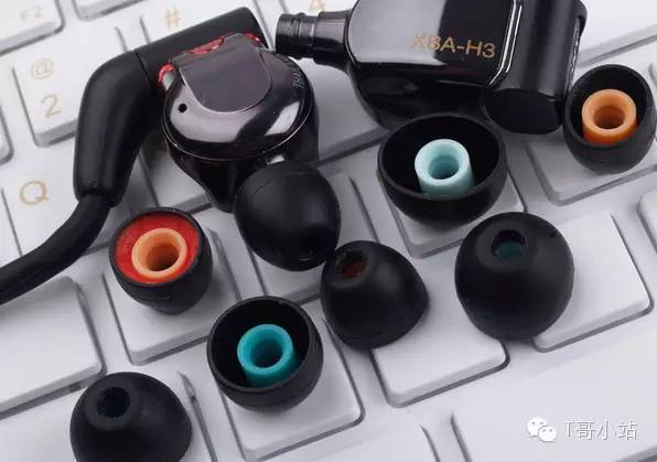 入耳式耳机排行榜,入耳式耳机排行榜推荐