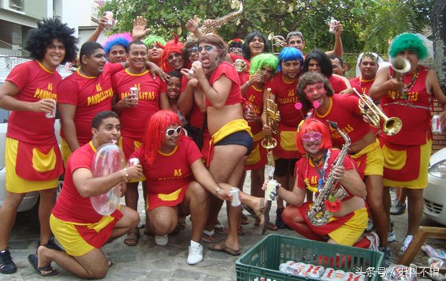 约会比工作还重要，上帝最眷顾的巴西，如何成为老司机遍地的污国