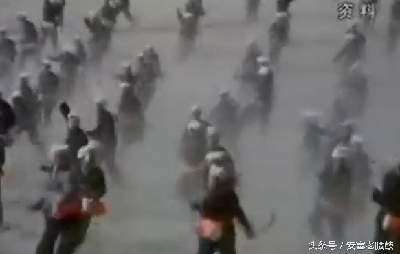 刘成章所写散文安塞腰鼓,安塞腰鼓电视散文朗读