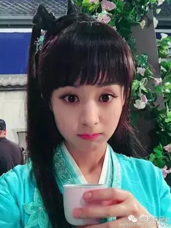 什么样的齐刘海好看显得乖乖的,齐刘海是不是要特别齐才好看