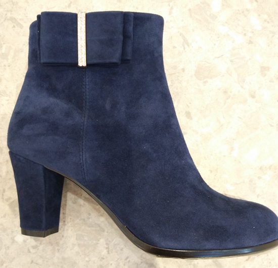 喜欢买衣服的女生看过来,喜欢在实体店买衣服的人性格