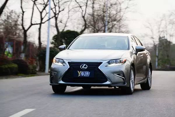 雷克萨斯es200和凯美瑞2.0动力,雷克萨斯es200和亚洲龙哪个动力好