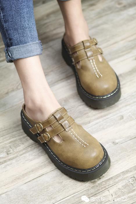 女王气质怎么穿,女王的时尚打扮