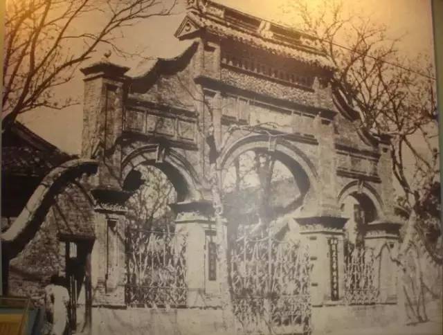 复旦中学淞虹路,上海复旦中学在哪里