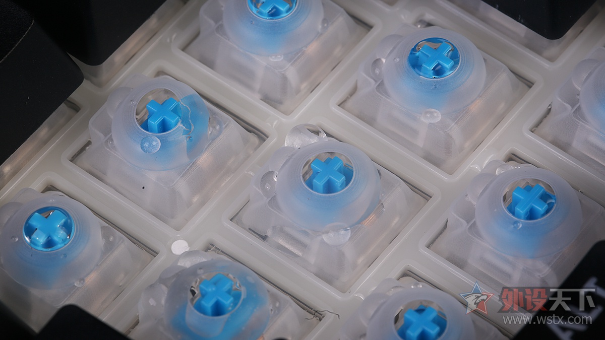 惠普gk200机械键盘测评,惠普GK320灰木轴机械键盘