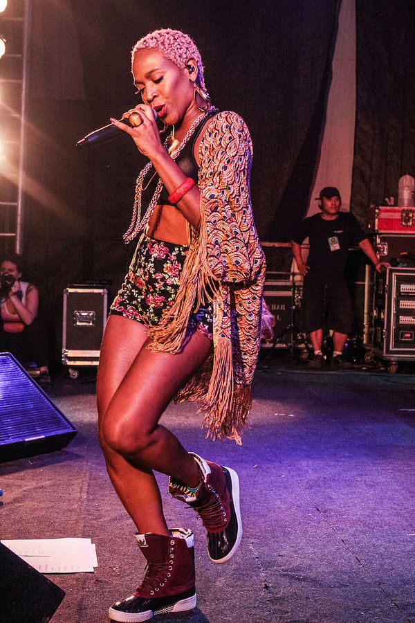 最贵超模走秀,巴西里约热内卢美女惊艳桑巴舞