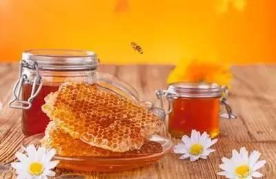 好脸色真能吃出来？73岁名老中医每天就靠吃它！