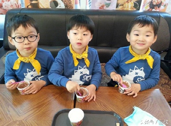 宋民国三胞胎长大的照片,宋一国三胞胎长大的图片