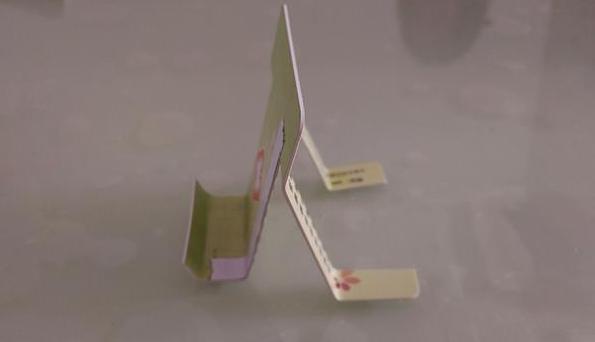 没有器材怎么撸铁,30秒搞定手机支架