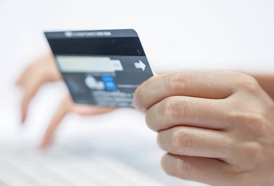 刷信用卡消费退款怎么退,信用卡网购退款算还账单吗