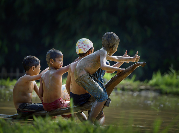 足球运动损伤的处理方法教案,常见足球运动的损伤的处理方法