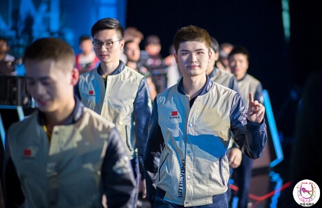 OMG和LGD：昔日冠军因何沦为保级战队？