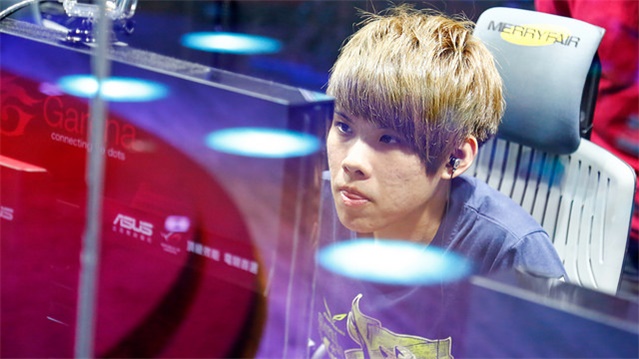 fw鎷夸笅鍐犲啗閲囪,fw璧涘悗閲囪瀹屾暣瑙嗛