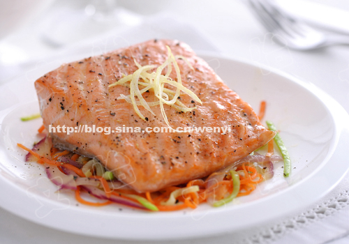 三文鱼冷冻后还可以生吃吗,三文鱼的5种吃法