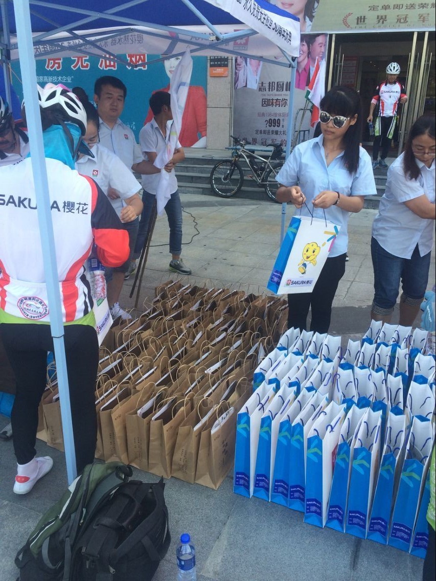 为冬奥冰雪健儿加油,为冬奥运动会加油