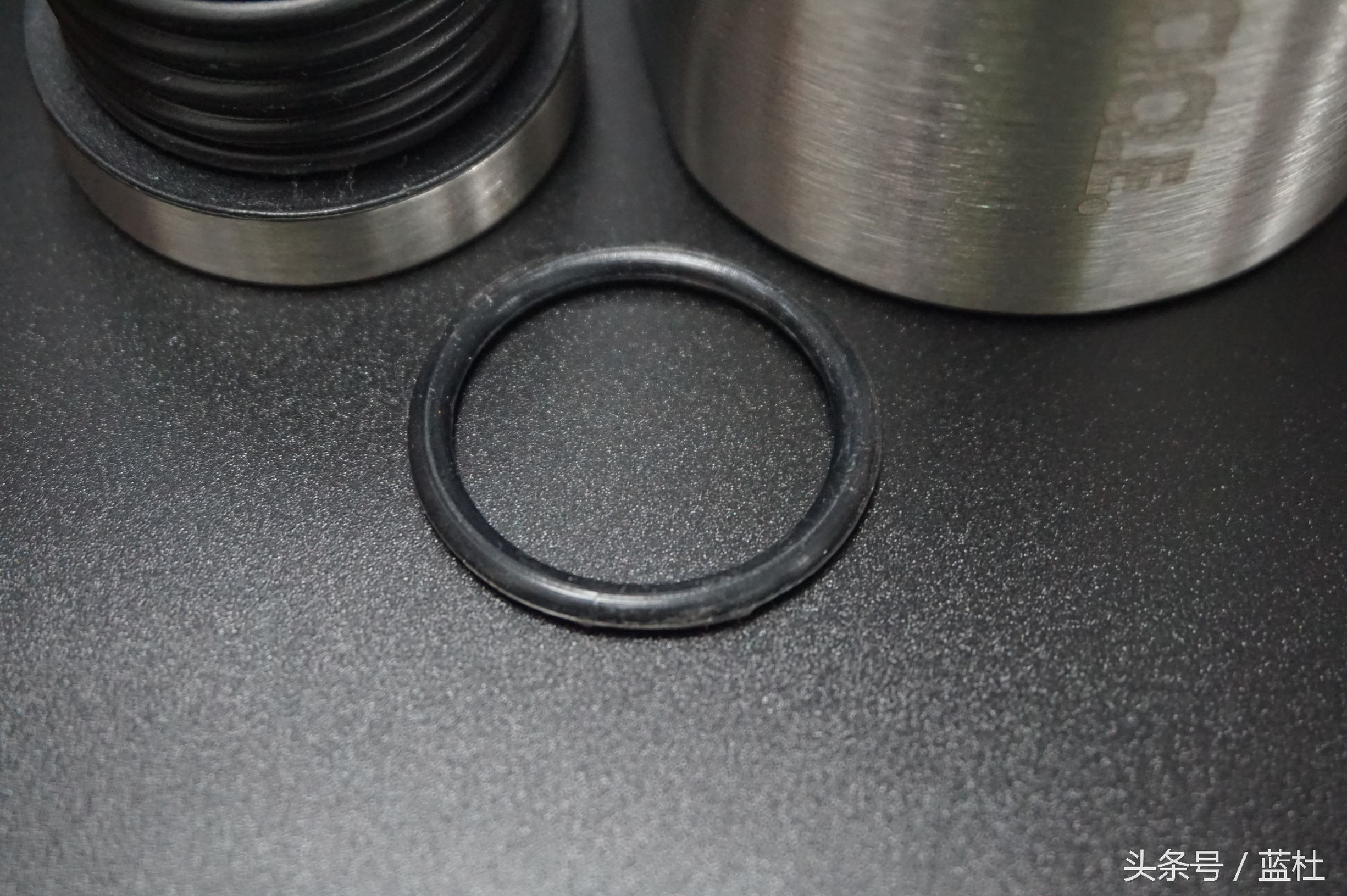 不建议买这么贵的杯子吗,200块买杯子