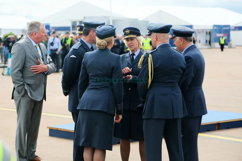 5000长焦镜头拍多远,5000万像素长焦镜头