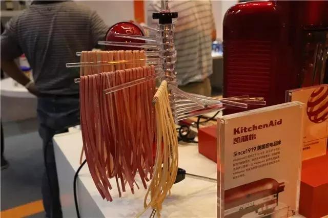 两个小时就能逛遍全世界？好喝的酒果然都是糖衣炮弹