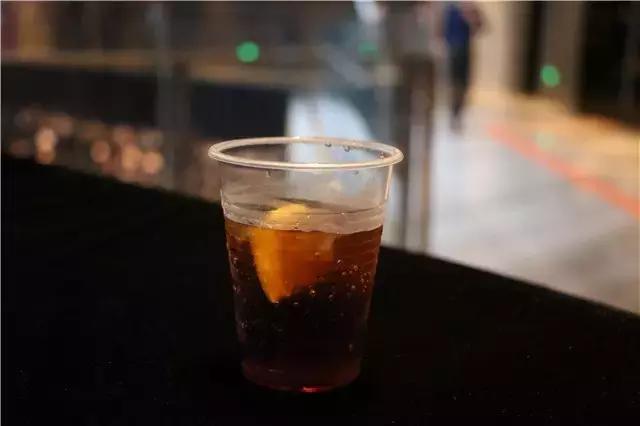 两个小时就能逛遍全世界？好喝的酒果然都是糖衣炮弹