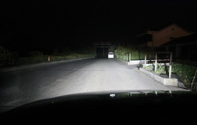 老款菱悦v3灯光高低调整,15款菱悦v3手动风采版