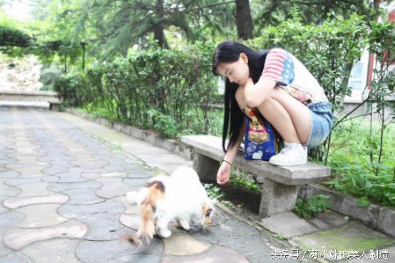 武大女神黄灿灿抖音视频,武大校花女神黄灿灿