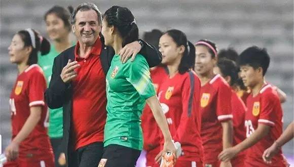 女足世界杯德国vs瑞典谁能赢,中国女足上演伯尔尼奇迹