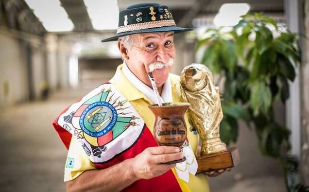 你不看足球你就不会懂初恋,你不看足球就不会懂足球的遗憾