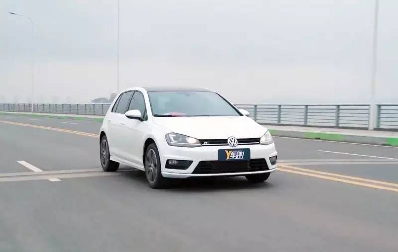 高尔夫7r-line值不值买,高尔夫7rline评测