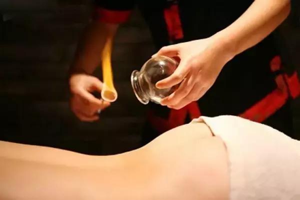 奥运会拔罐效果,里约奥运会拔火罐图