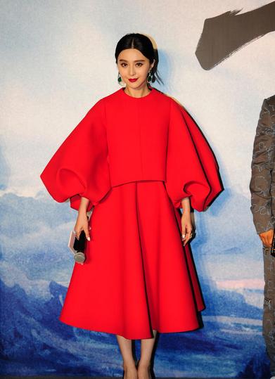 谁还敢笑？时尚圈其实一直都爱“番茄炒蛋”