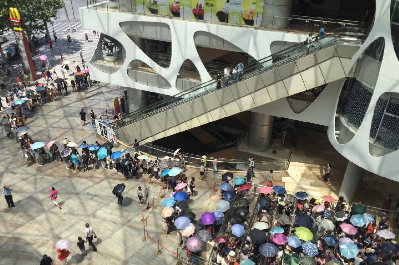 上海市最大的免税店,上海中心城区最大的购物中心