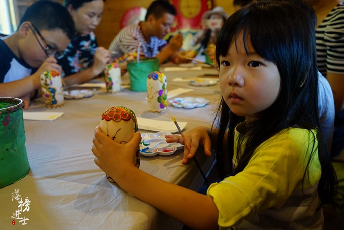 套娃成为俄罗斯传统工艺的原因,套娃为什么是俄罗斯的传统标志