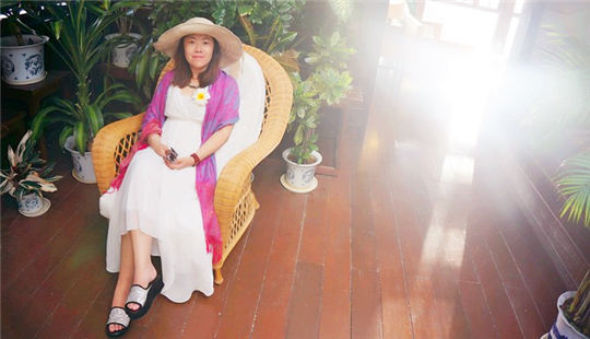 三亚旅行结婚纪念日,小两口结婚纪念日在家过二人世界