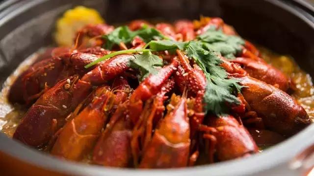 奇葩！泉州这家餐厅竟开在3D电影院里！招牌菜是西瓜皮！