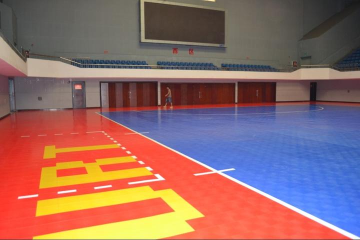 五人制无球跑位技巧,五人制大点球怎么踢