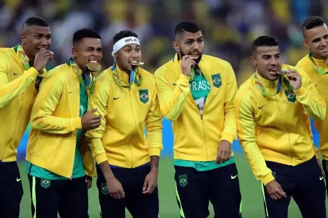 绝不是鸡肋！细数奥运绿茵经典