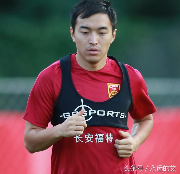 12强国足1-1澳大利亚,世预赛12强赛国足对阿曼