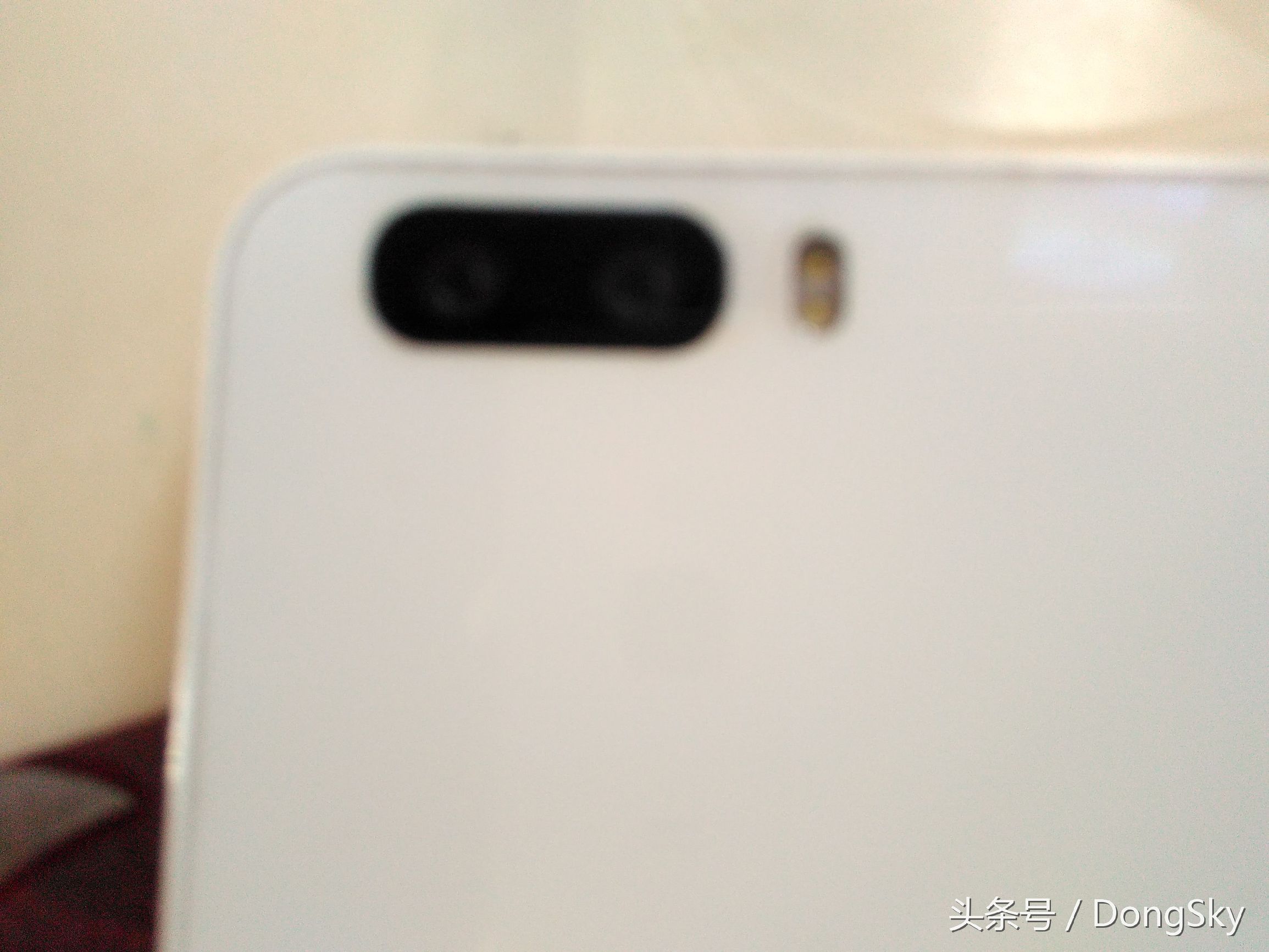 荣耀6plus是不是第一款双摄像头,荣耀6plus双摄像头是不是假的