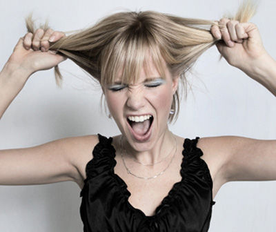 产后头发掉的多头皮都痛,产后头发没了怎么办