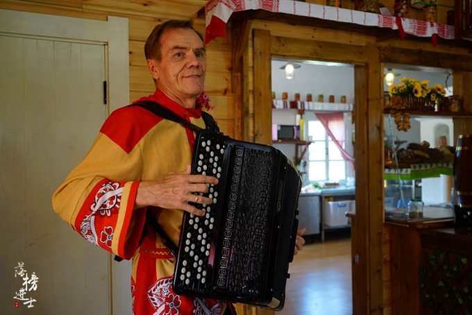 套娃成为俄罗斯传统工艺的原因,套娃为什么是俄罗斯的传统标志