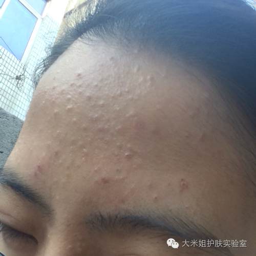 v7晶透皙润懒人素颜霜怎么用,v7和珂莱欧素颜霜到底哪个好用呢