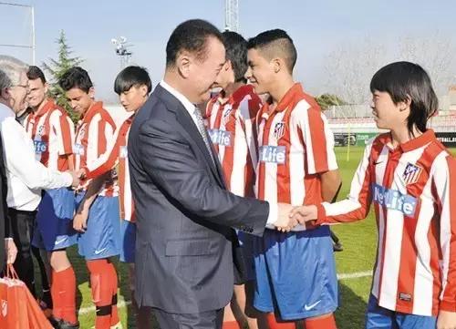 企业界举办奥运，大佬们会使出“洪荒之力”参加哪些项目