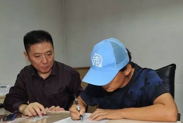 王宝强马蓉离婚事件全过程,王宝强离婚后孩子的情况